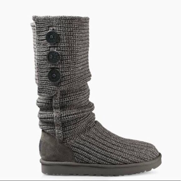 UGG Classic Cardy Button Detailed Knit Boots 6 - Picture 16 of 16